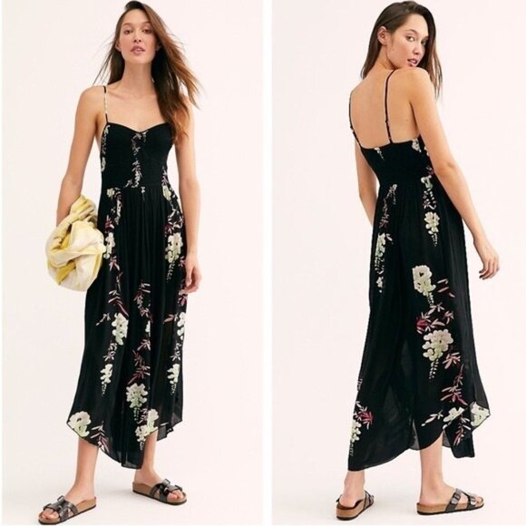 Free People Dresses & Skirts - Free People Beau Smocked Floral Print Maxi dress flower Y2K Black M A001141